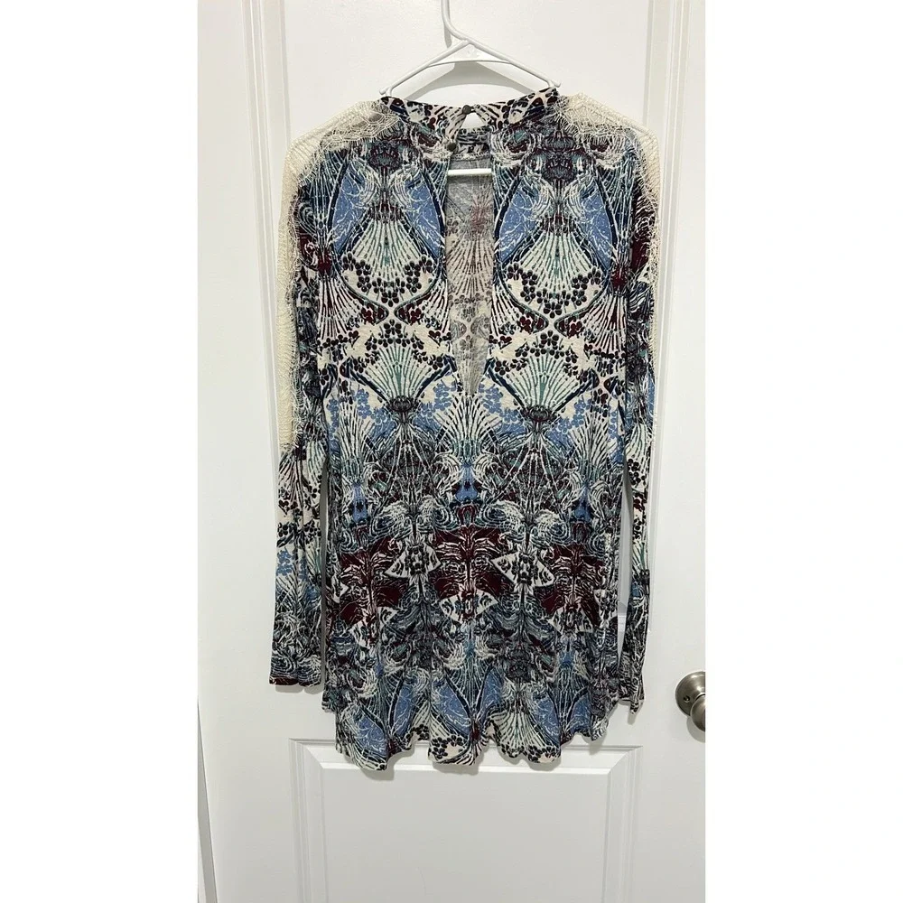 Free‎ People Boho Floral Print Crochet Lace Collar Long Sleeve Tunic Top M
